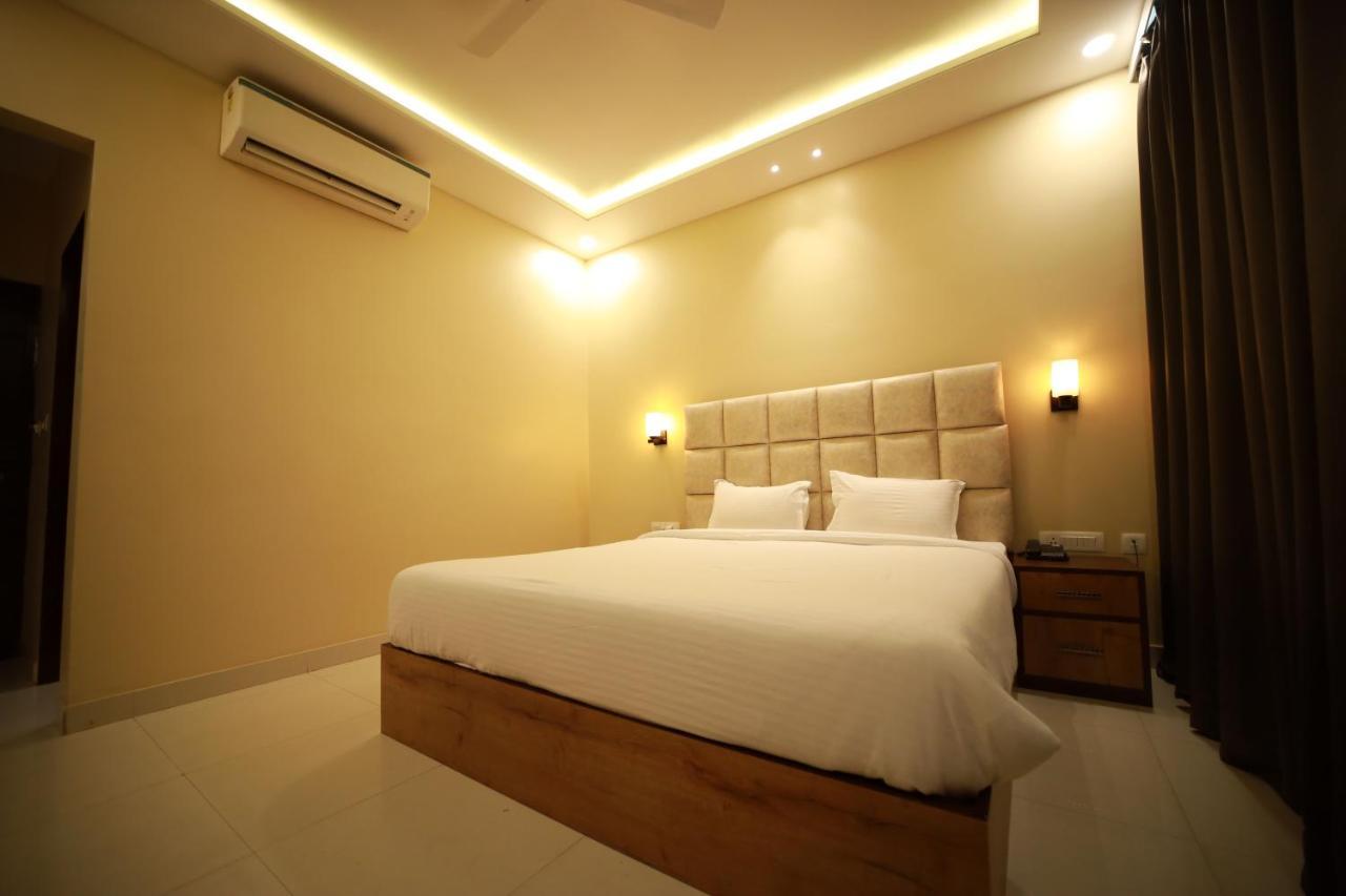 Hotel Neerja Inn Jaipur Ngoại thất bức ảnh