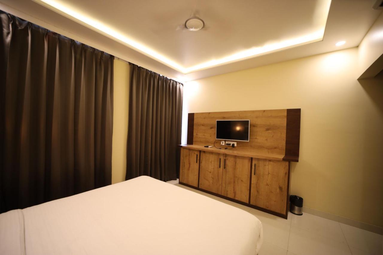 Hotel Neerja Inn Jaipur Ngoại thất bức ảnh
