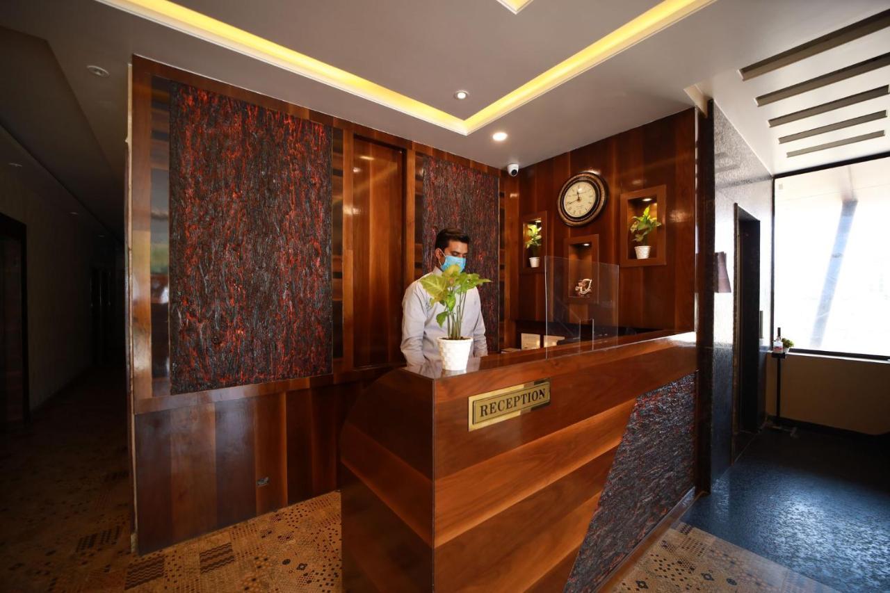 Hotel Neerja Inn Jaipur Ngoại thất bức ảnh